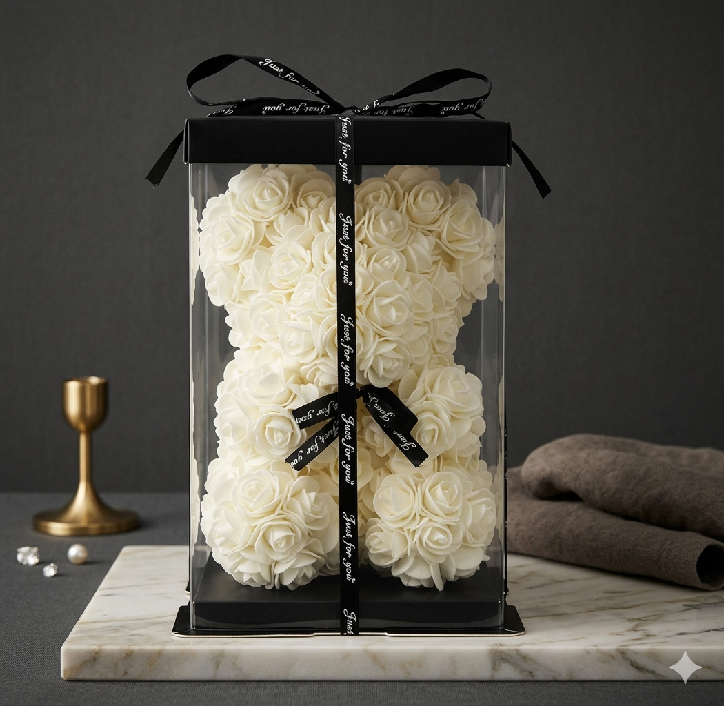 The Elegance of White: The Rose Bear That Never Fades